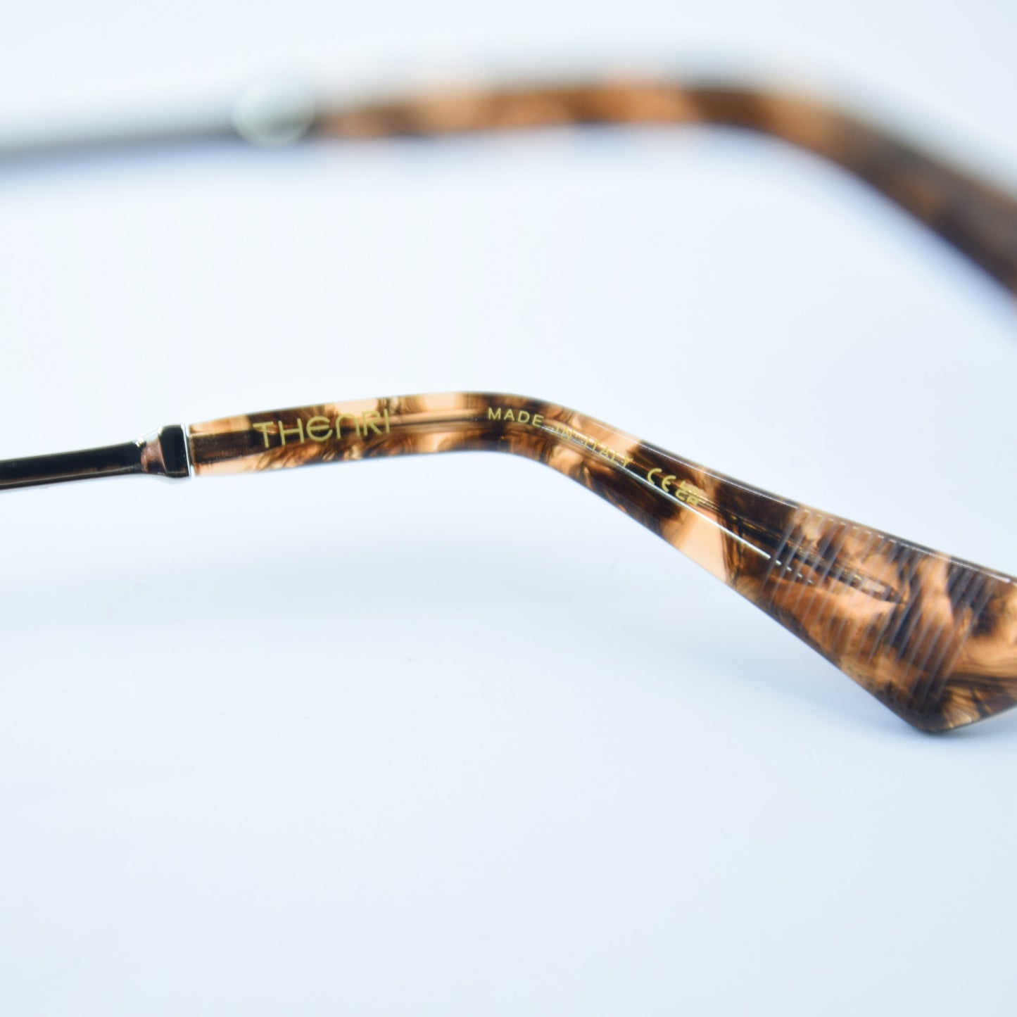 SOLAIRE: Thenri Carbon 1 of 199 002