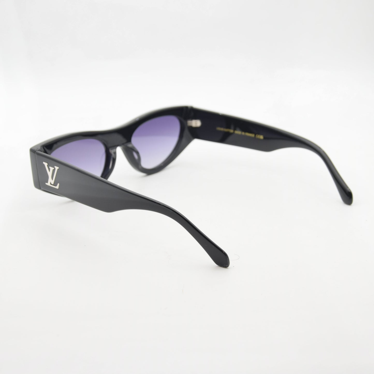 SOLAIRE :LUIS VUITTON Z2181U C3