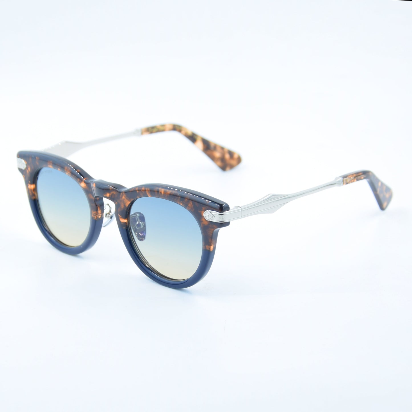 SOLAIRE: Thenri Carbon 1 of 199 002