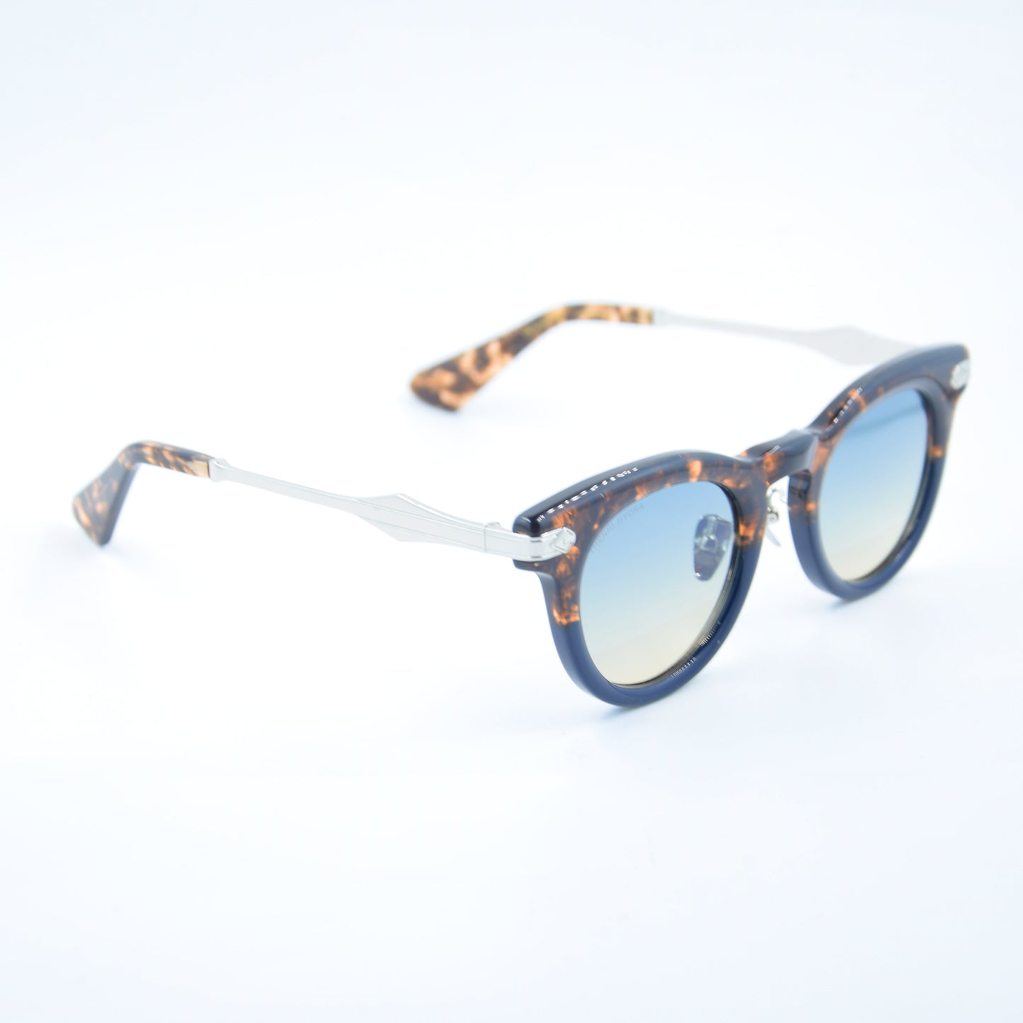 SOLAIRE: Thenri Carbon 1 of 199 002