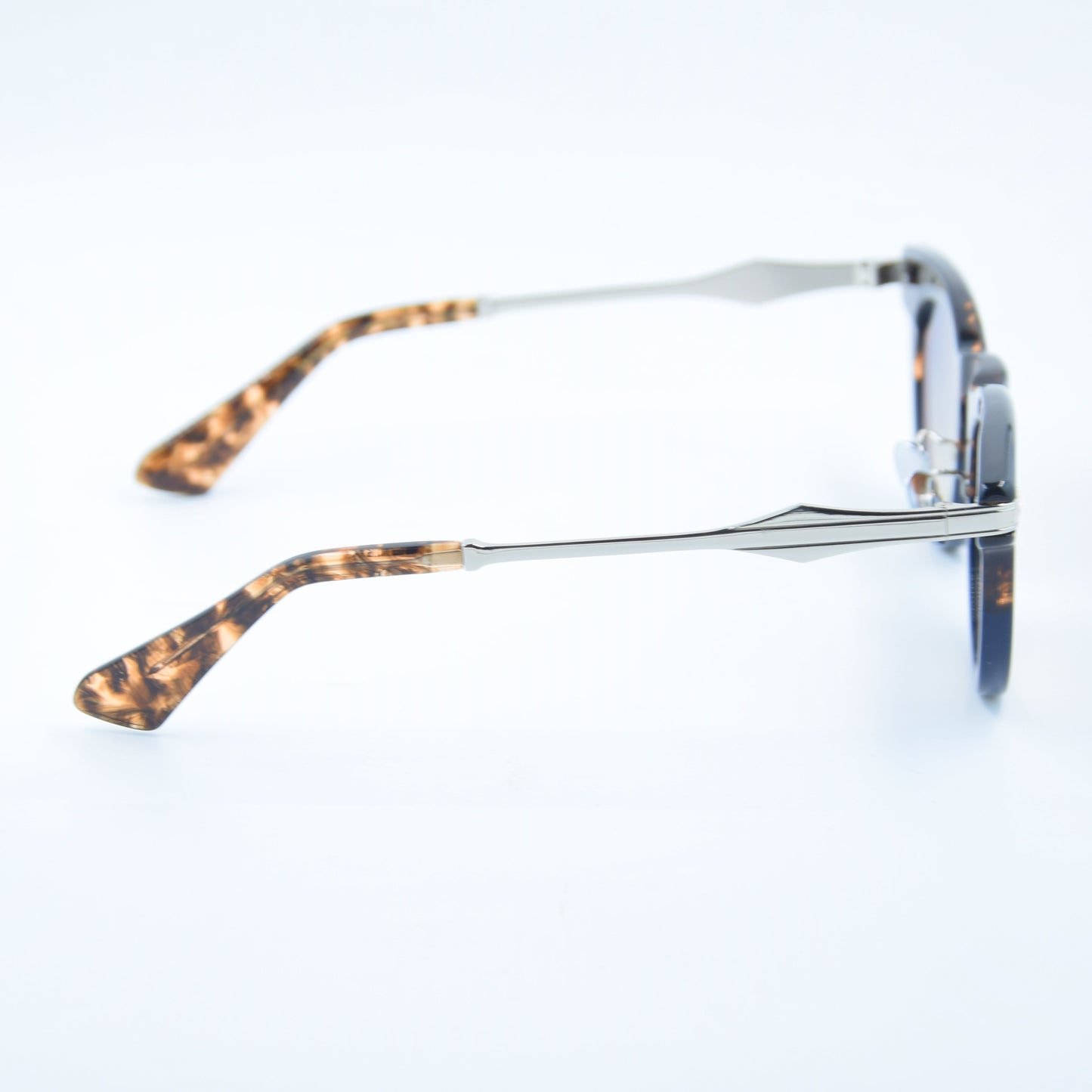 SOLAIRE: Thenri Carbon 1 of 199 002