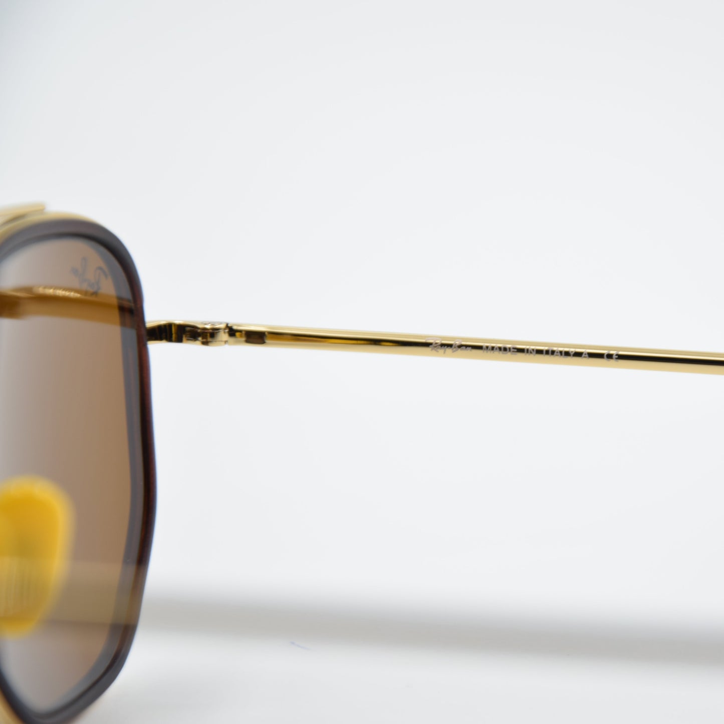 SOLAIRE :RAY-BAN RB3748-M FERRARI F034/33