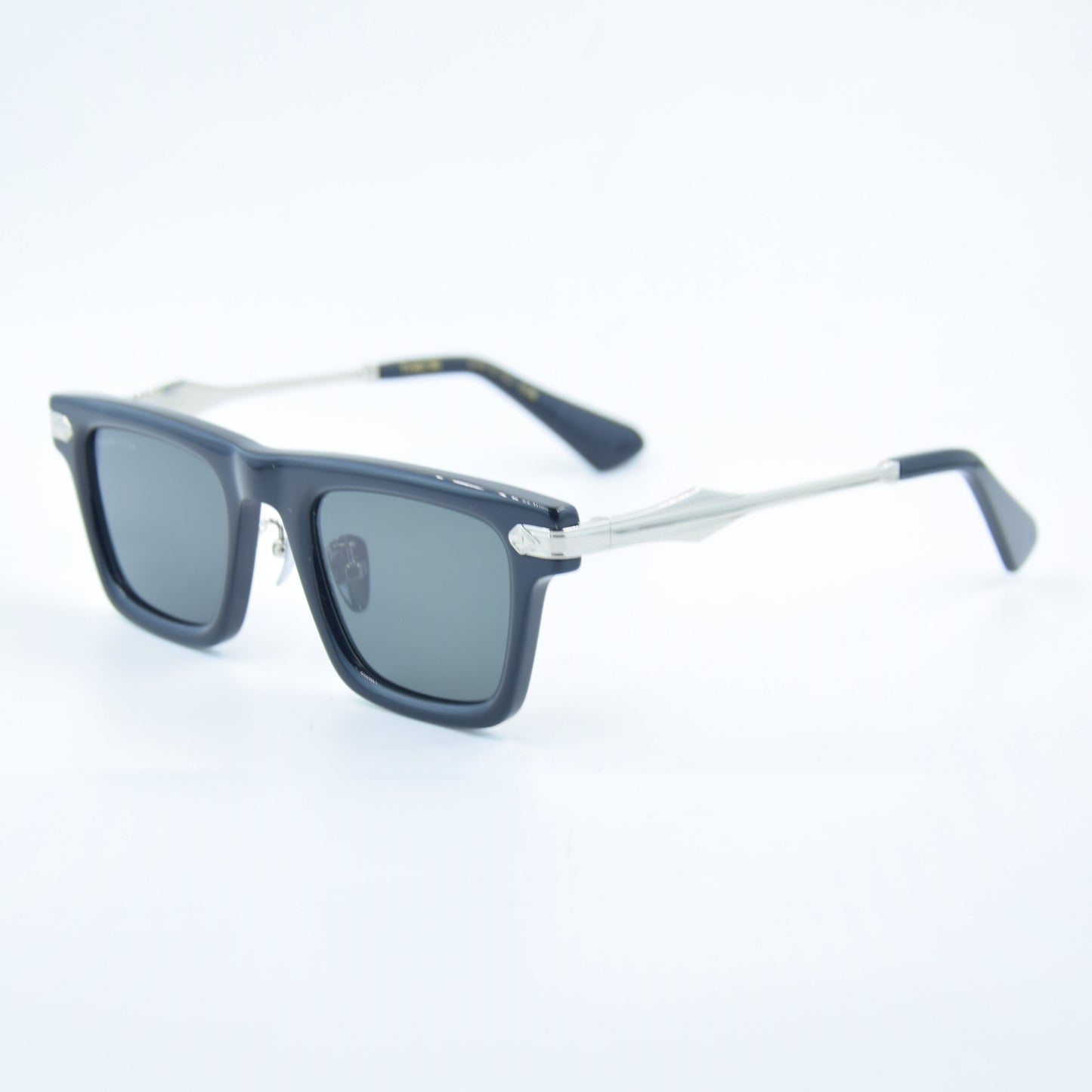 SOLAIRE: Thenri DeepBlue 1 of 149  003