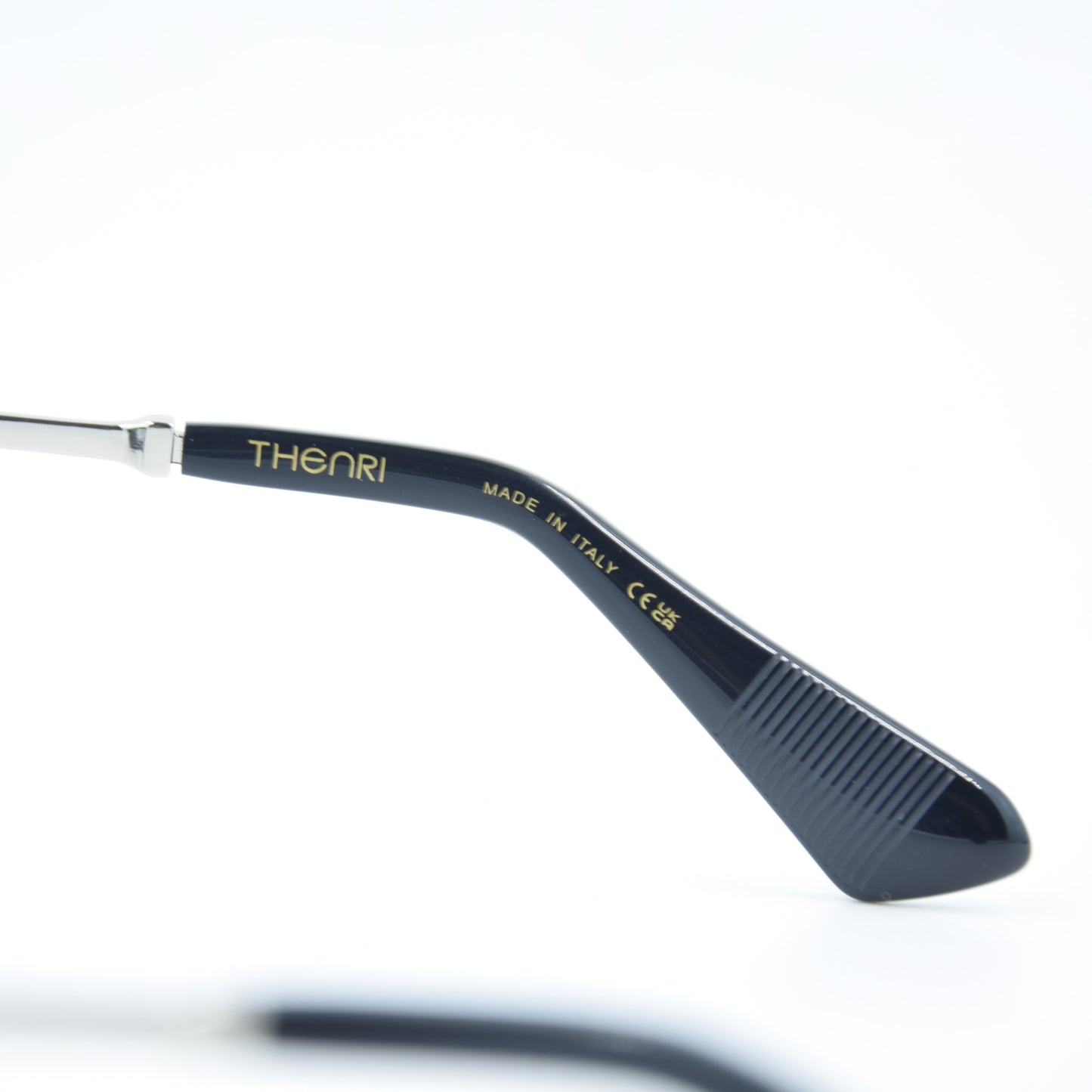 SOLAIRE: Thenri DeepBlue 1 of 149  003