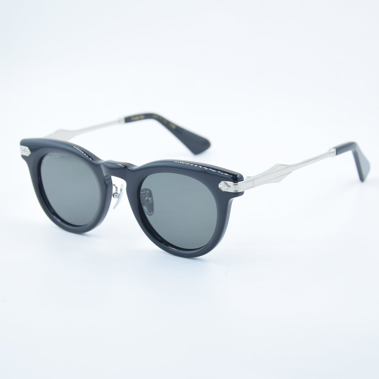 SOLAIRE: Thenri Carbon 1 of 199 003