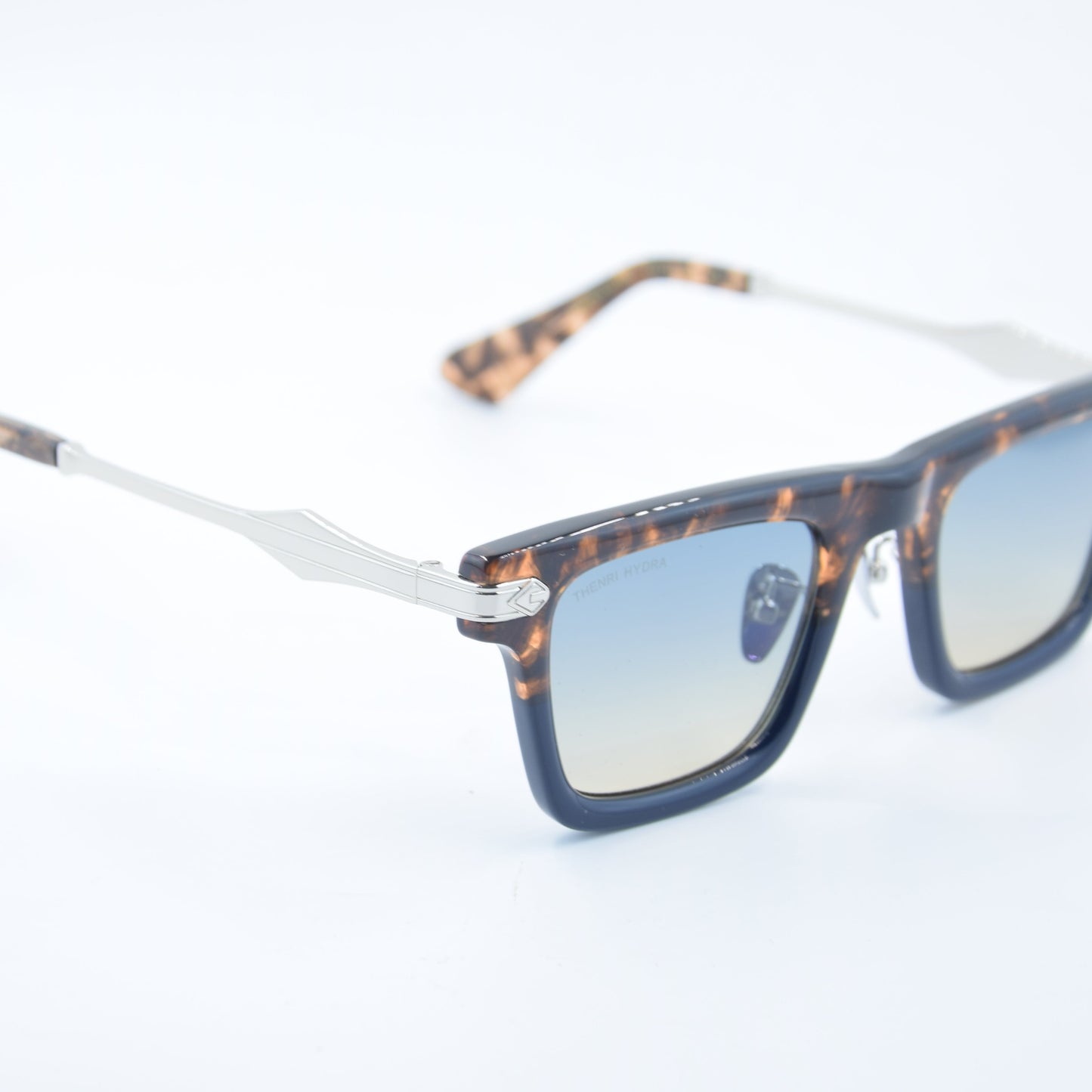 SOLAIRE: Thenri DeepBlue 1 of 149 002