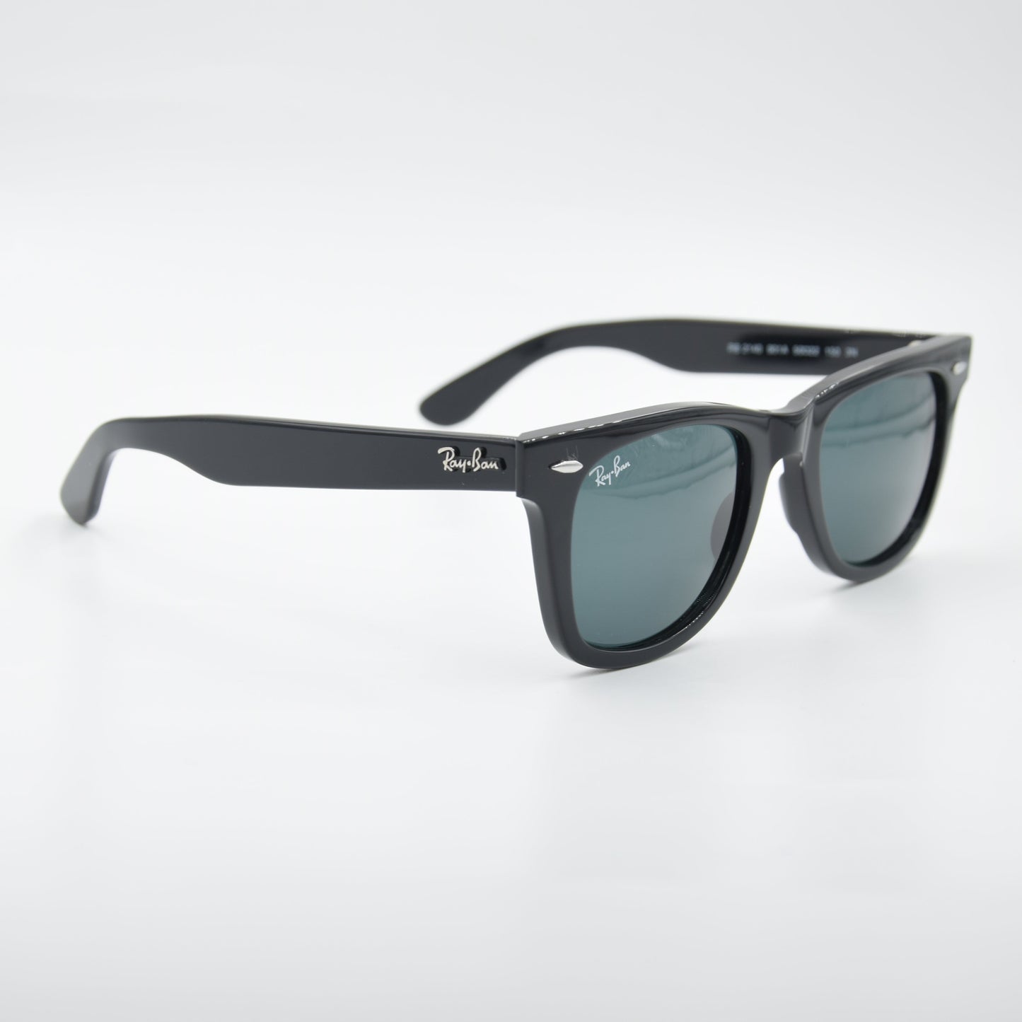 SOLAIRE :RAY-BAN WAYFARER RB2140 901A