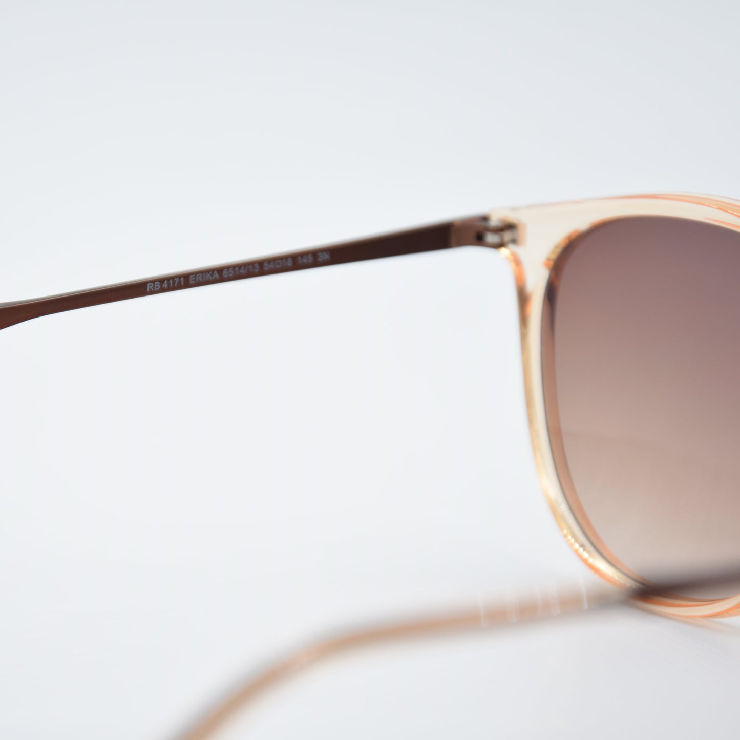 SOLAIRE :RAY-BAN RB4171 ERIKA 6514/13