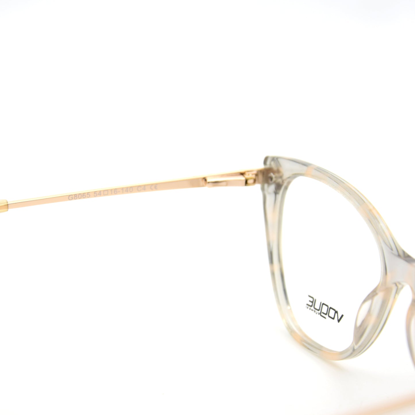 OPTIQUE: VOGUE G8065 CREAM