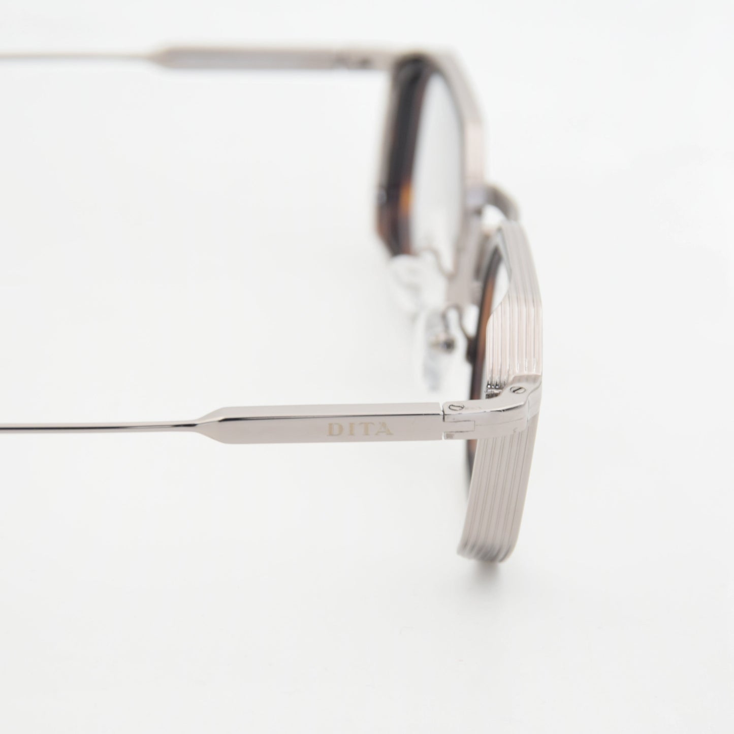 OPTIQUE :DITA 1782 SILVER