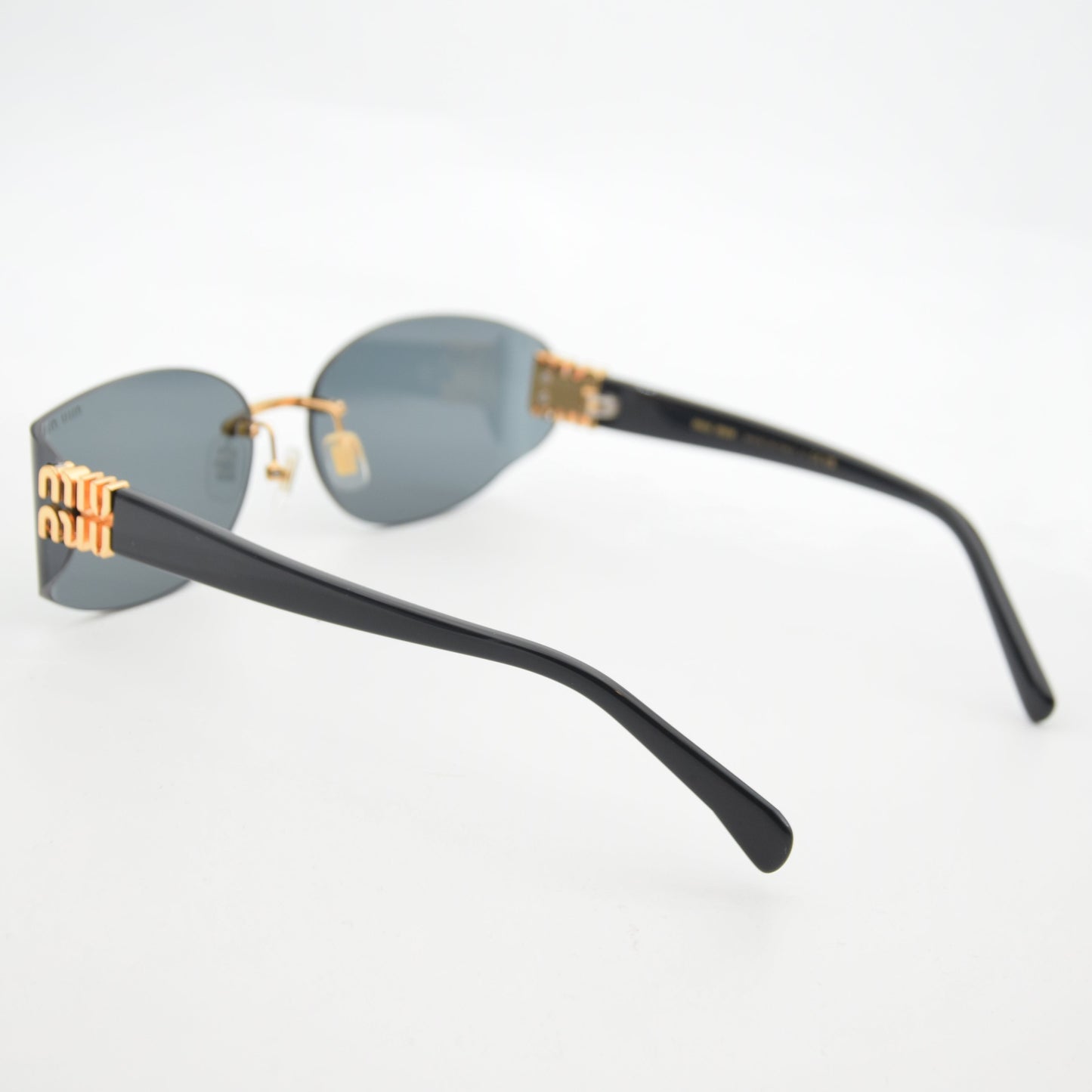 SOLAIRE :MIU MIU MU110AV 5AK-101