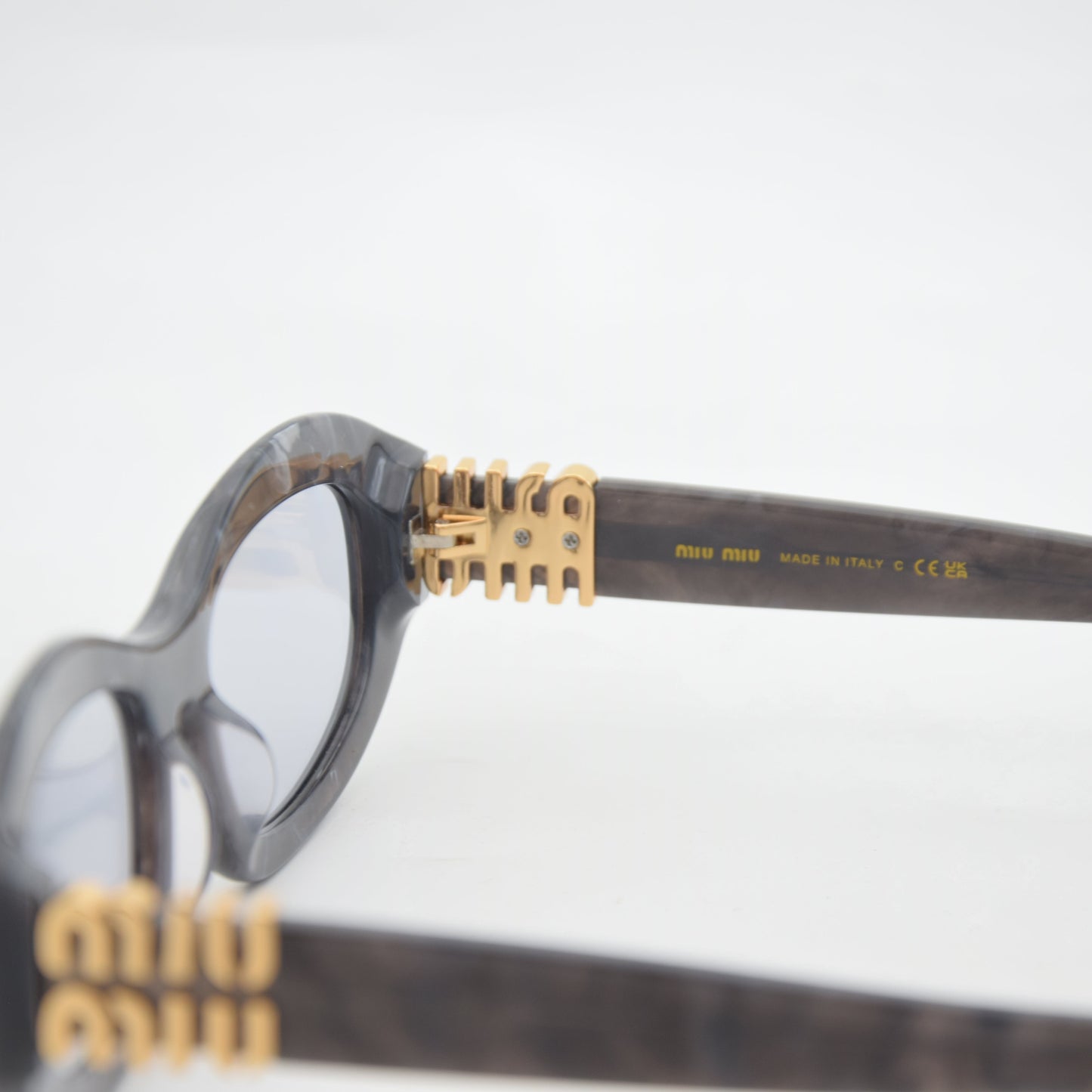 SOLAIRE :MIU MIU MU14ZS AAV-101