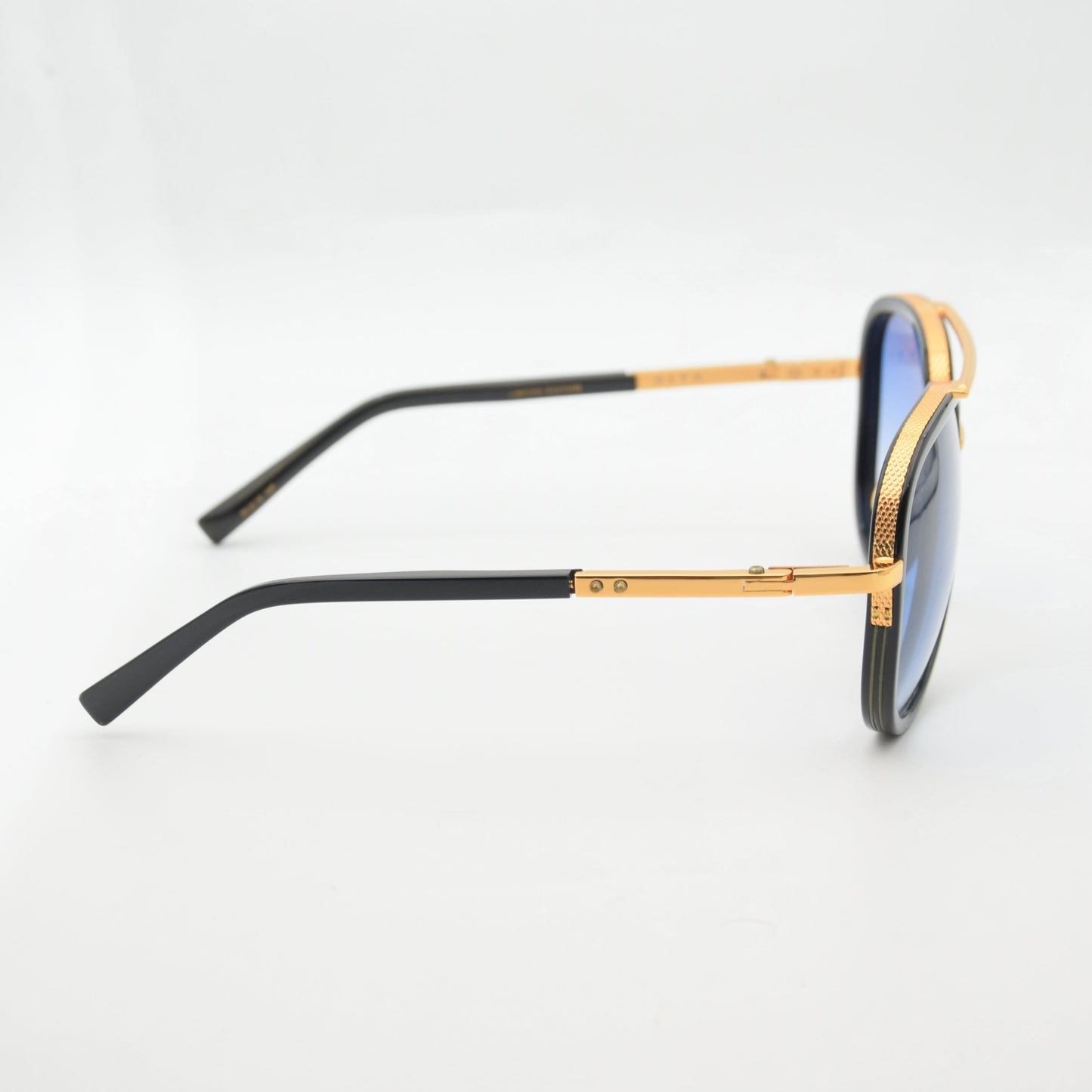 SOLAIRE :DITA MACH-ONE DRX